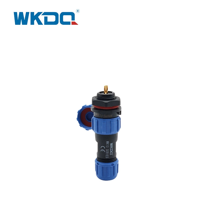 Wasserdichter Stecker, männlich und weiblich